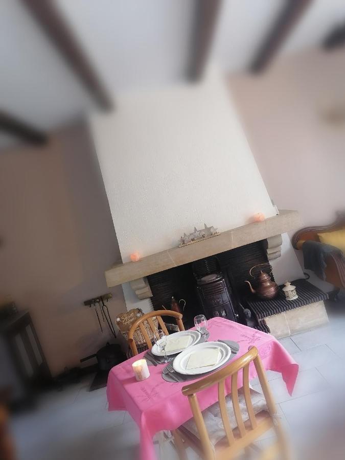 Chez Many, Par Fred Et Henri Bed & Breakfast มงแตร์เม ภายนอก รูปภาพ